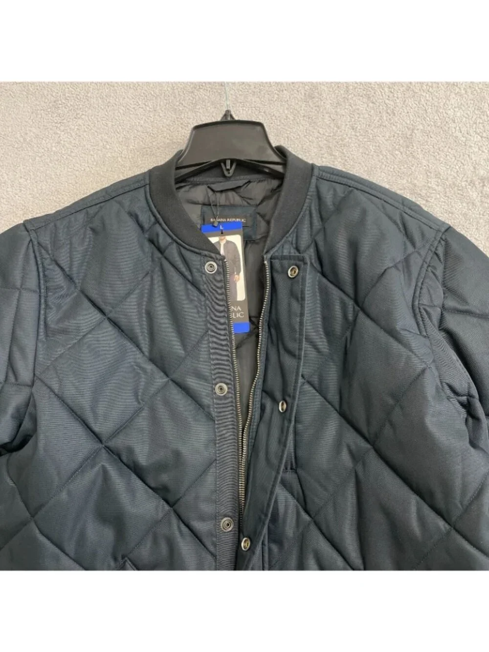 Banana Republic Men's Quilted Bomber Jacket L Black Polyester Button front N1409